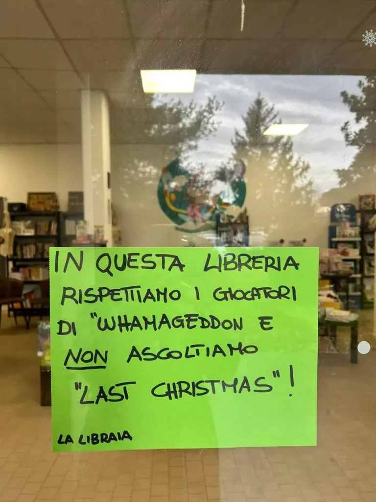 whamageddon; libreria; firenze; natale; marketing;